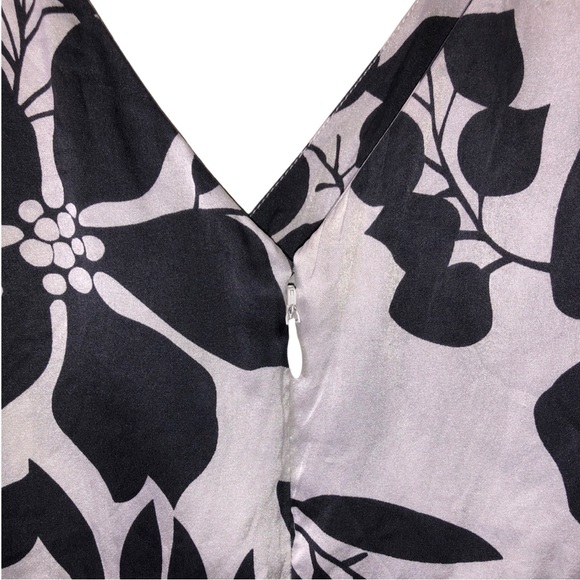 B&W Hula Doll Hawaii - Picture 3 of 4